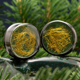Black Steel Tunnels with Golden Strands
