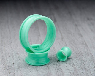 Pearl Light Green Thin Silicone Tunnels