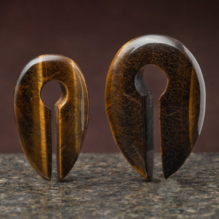 Tiger's Eye Keyhole Weight Hanger