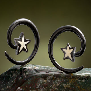 Horn Spiral with Star Hangers