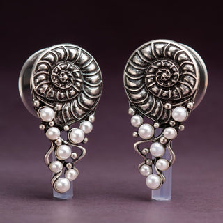 Nautilus Shell Steel Plugs with Pearl Tentacles